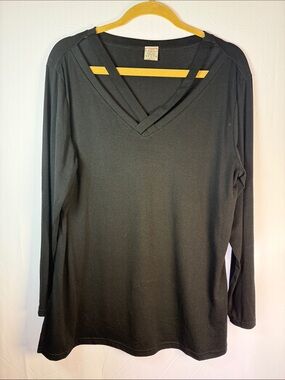 Women's Black V-Neck Long Sleeve Tee with Double-Strap Detail